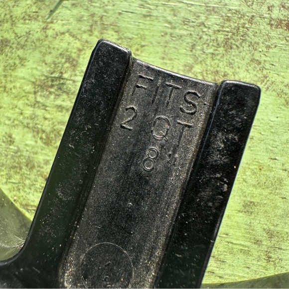 Vintage Corning Ware A-10-M Black Serving‎ Cradle Fits 2-3 Qt. Trivet EUC - Picture 3 of 6